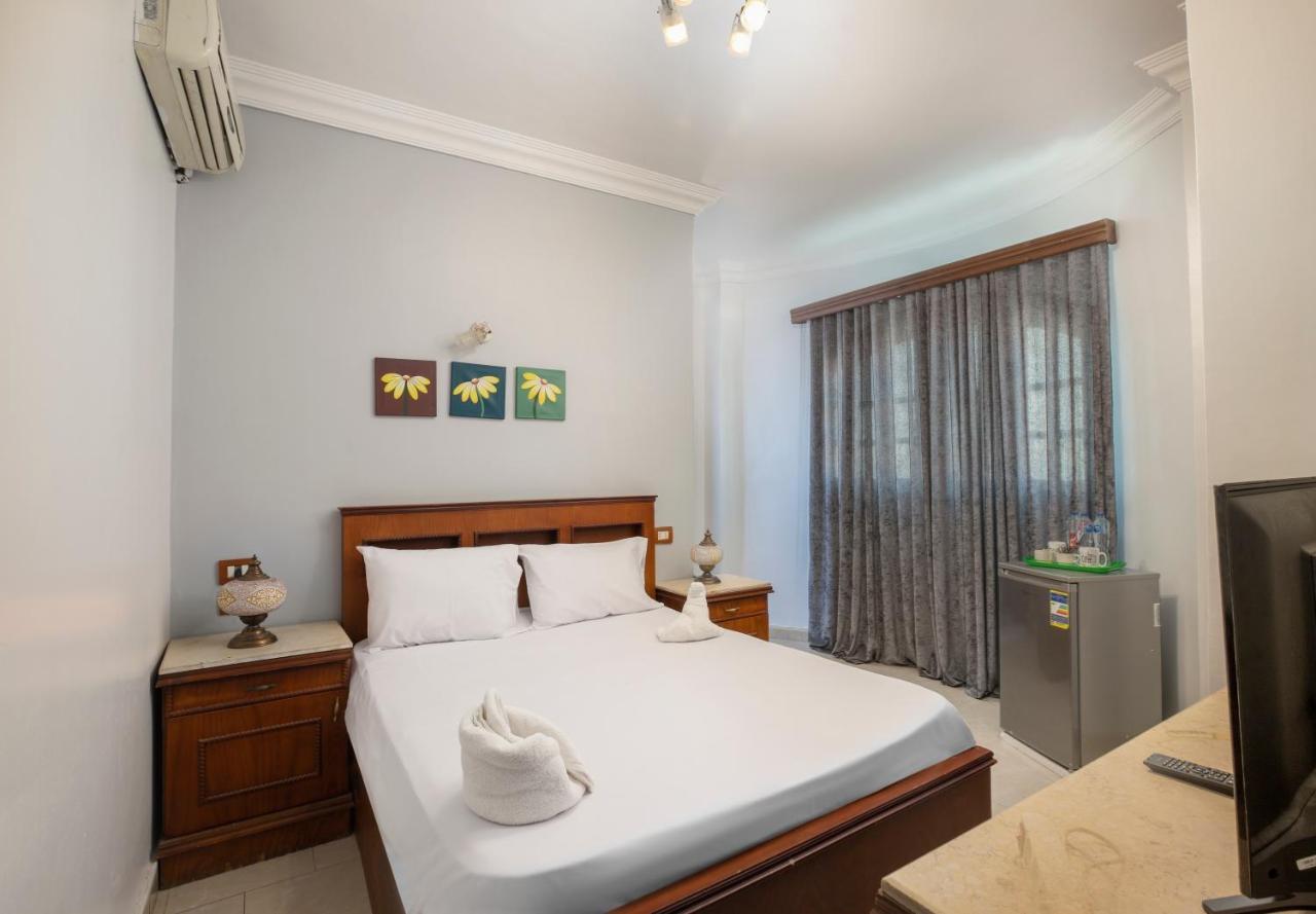 Pyramids Inn Hotel Kafret el-Gabal Екстериор снимка