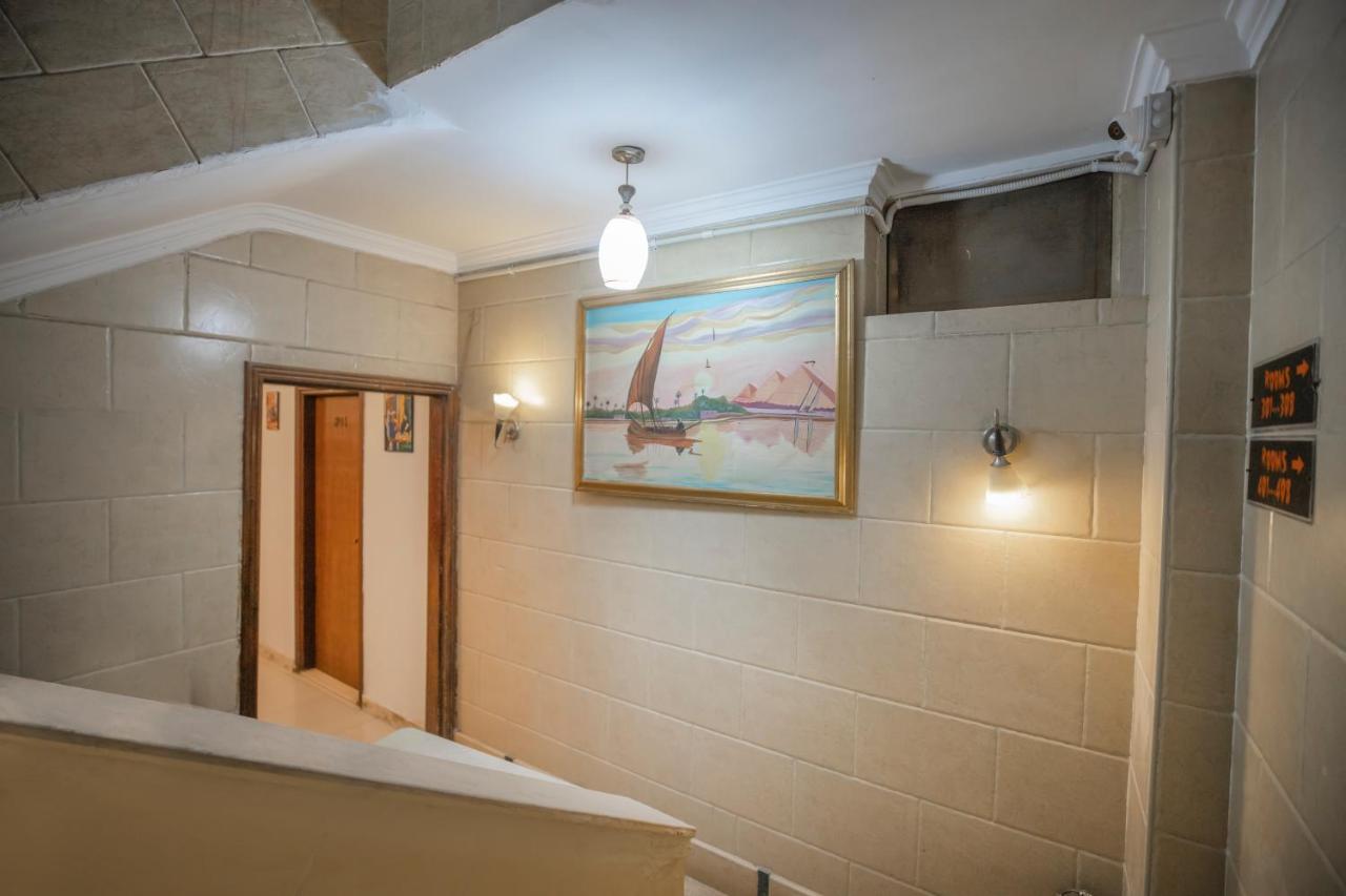 Pyramids Inn Hotel Kafret el-Gabal Екстериор снимка